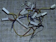 Mikrofalówka Sharp R-242; wiązka kabli