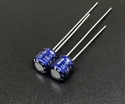 Kondensator 10uF/16V, bipolarny, niski, 5x5 mm
