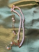 Zestaw dwóch eleganckich naszyjników z perel