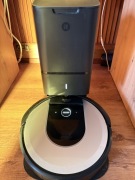 iRobot roomba i7+