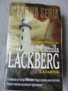 Latarnik - Camilla Lackberg