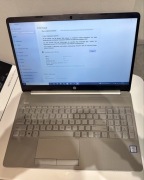 HP Laptop 15 – i3 / SSD / Windows 10 / Stan bardzo dobry / Gotowy do pracy