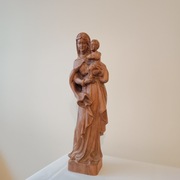 Rzeźba drewniana Matka Boska z dzieciątkiem