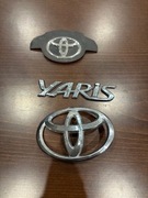 Emblemat znaczek toyota yaris