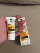 Rozświetlające serum i krem do twarzy 2 w 1 miniwersja