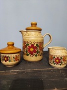 Środek stołu dzbanek mlecznik cukierniczka Torgau sielskie wiejskie