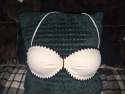 Góra bikini 75C Censored.