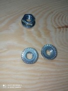 Nakrętki z kołnierzem M8 ocynkowane