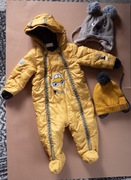 Kombinezon zimowy Coccodrillo 74+ 2 czapki zimowe Smyk Cool Club 44/46