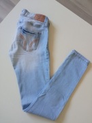 Hollister wąskie spodnie jeans niski stan r W26 L31 pas 72-78cm