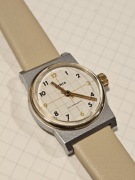 Zegarek Ruhla, tarcza Grid, telewizor