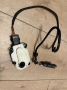 Moduł siłownik aktywnej żaluzji chłodnicy Ford Kuga 6466R420 z kablem