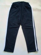 Spodnie dresowe ocieplane granatowe z paskami 110