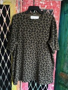 Koszulka t-shirt na krótki rękaw z nadurkiem panterki Zara SRPLS Collection