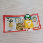 Zielony grzybek przyssawka Super Mario Kinder joy