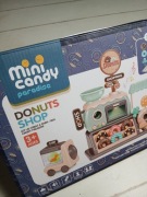 Zestaw sklep z pączkami 34 ele. Mini candy paradise 3+