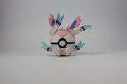 Sylveon Ball – Kolekcjonerska figurka Pokémon, idealna na prezent!