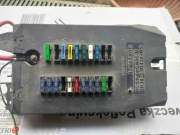 Skrzynka bezpieczników Mercedes Sprinter A9015400350  9015400350 gniazdo