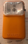 Klasyczna latarka kieszonkowa marki Varta