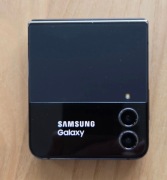 Samsung Galaxy Z Flip4, 128GB, stan bardzo dobry, uszkodzony wyswietlacz