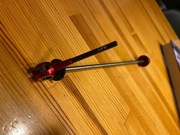 Tune zacisk koła MTB tytan Carbon czerwony 