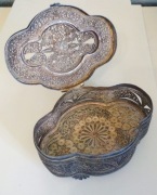 Srebrna szkatułka, ażurowa, filigranowa dekoracja