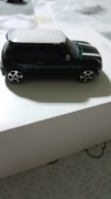 Sprzedam metalowe kolekcjonerskie autko Mini 