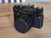 Aparat ZENIT TTL z obiektywem Helios 44M 2/58