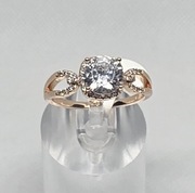 Pierścionek brylancik