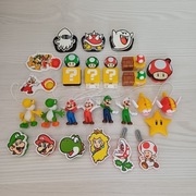 Zestaw 26 figurek Super Mario Kinder joy