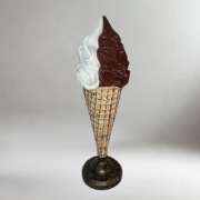 REKLAMA FIGURA LÓD WŁOSKI