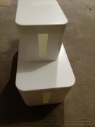 3 pojemniki organizery na kable listwy zasilające białe