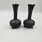 Para chińskich metalowych wazoników dekoracyjnych lata 50