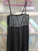 Długa sukienka koktajlowa/wieczorowa na ramiączka w typie empire Reserved M