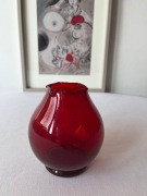 Vintage wazon szklany rubinowy 