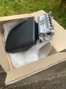 PODŁOKIETNIK 4M8 864 207 AUDI Q8 RSQ8