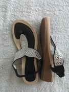 Czarne eleganckie błyszczące buty sandały japonki Kelsi 36 jak nowe