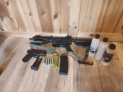 Sprzedam repliki asg , pistolet na gaz oraz karabin m4