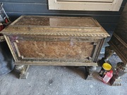 Komoda, kredens na sztucce 