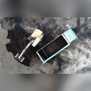 Torf, ziemia torfowa, ogrodnictwo, trawnik.