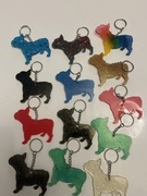 Buldog francuski bryloczek, figurka, epoksydowa