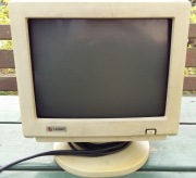 monitor CRT (kineskopowy) czarno-biały 14 cali TARGET (ROYAL)