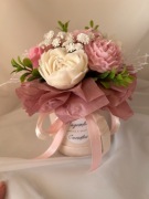 bukiet prezentowy ze świec. flower box