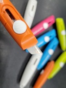 Brelok breloczek mini nożyk 