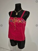 Czerwona bluzka Cloud na ramiączkach z haftem