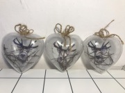 4 bombki w kształcie serca na choinkę