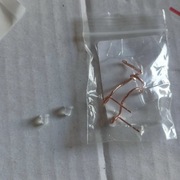 Kolczyki do uszu pozłacane z silikonową zatyczką