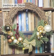 Piękny, świąteczny wianek o średnicy 34cm