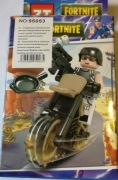 klocki fortnite figurka + broń + motor wojna walka war z gry gra