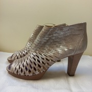 Paul Green buty 40 skórzane srebrne 